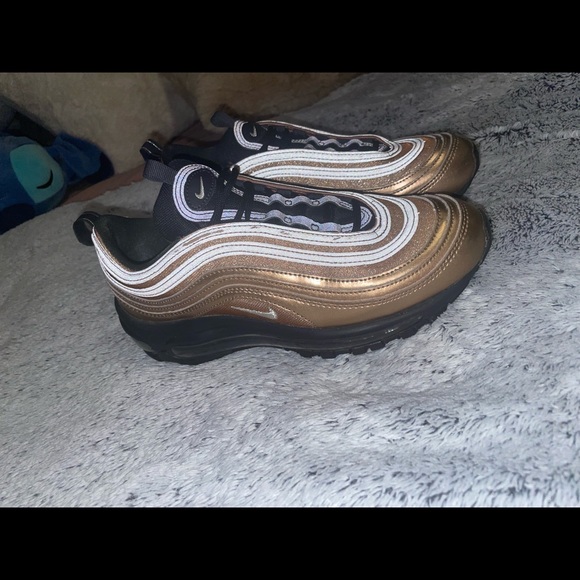 Nike Womens Airmax 97- Metallic Bronze and Black (CT1176-900) - Picture 3 of 8